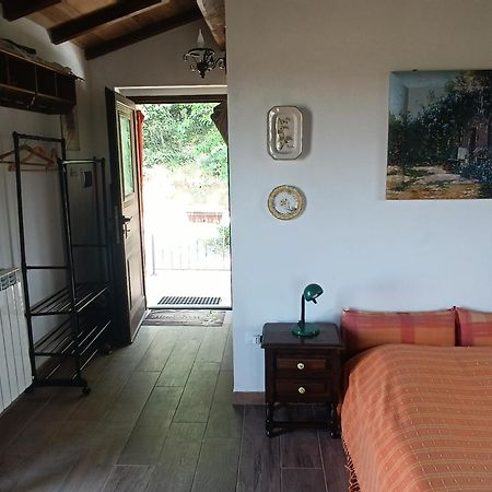 La Piccola Fattoria Villa โตดี ภายนอก รูปภาพ
