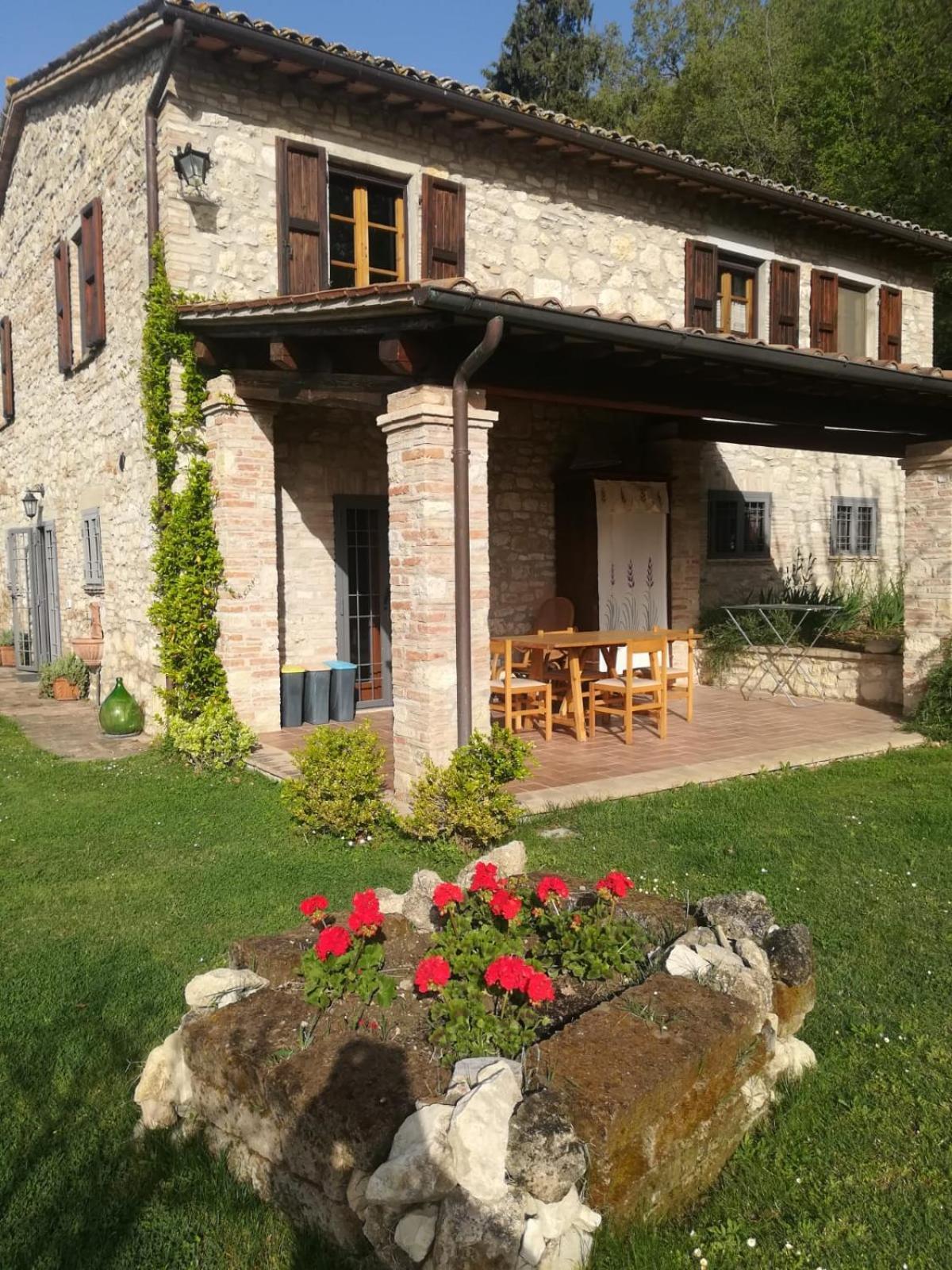 La Piccola Fattoria Villa โตดี ภายนอก รูปภาพ