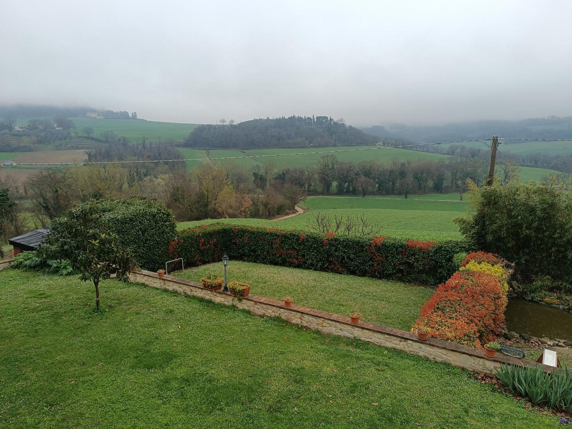 La Piccola Fattoria Villa โตดี ภายนอก รูปภาพ